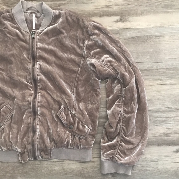 Free People Ruched Crushed Velvet Bomber Jacket XS - Picture 5 of 15